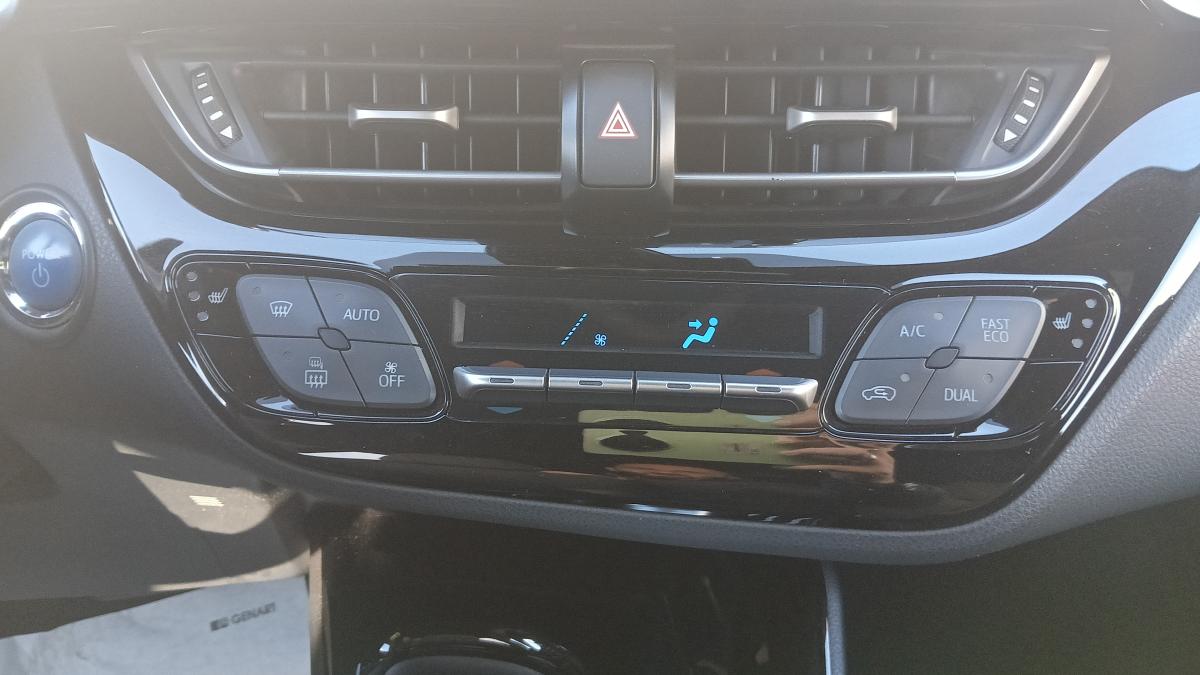 Toyota C-HR 2.0 Hybrid E-CVT Trend